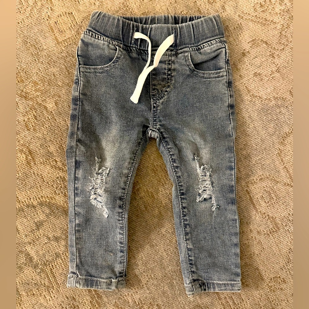 Little Bipsy Pull On Jeans Medium Wash Distressed Size 6-13 Months Baby